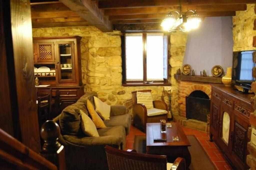 La Regenta Picos De Europa Villa Poo  Eksteriør bilde
